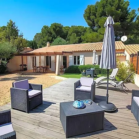La Grande Auguiere, Familiale Et Spacieuse Au Coeur Du Vignoble Et A 300m De La