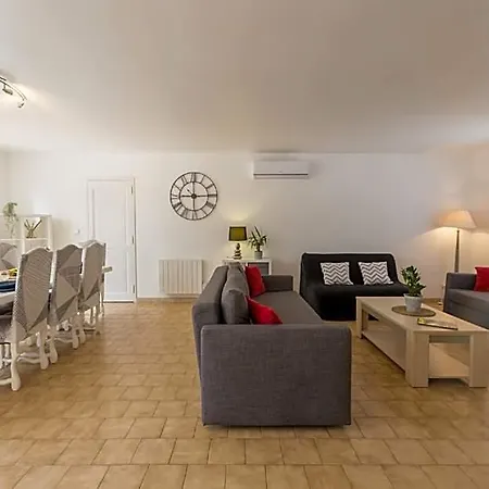 La Grande Auguiere, Familiale Et Spacieuse Au Coeur Du Vignoble Et A 300m De La Hotel 3*