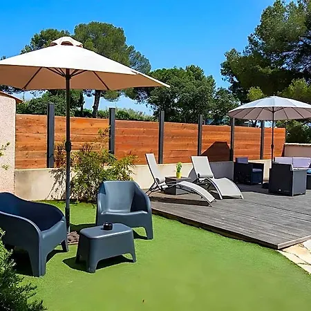 La Grande Auguiere, Familiale Et Spacieuse Au Coeur Du Vignoble Et A 300m De La Hotel Hyères
